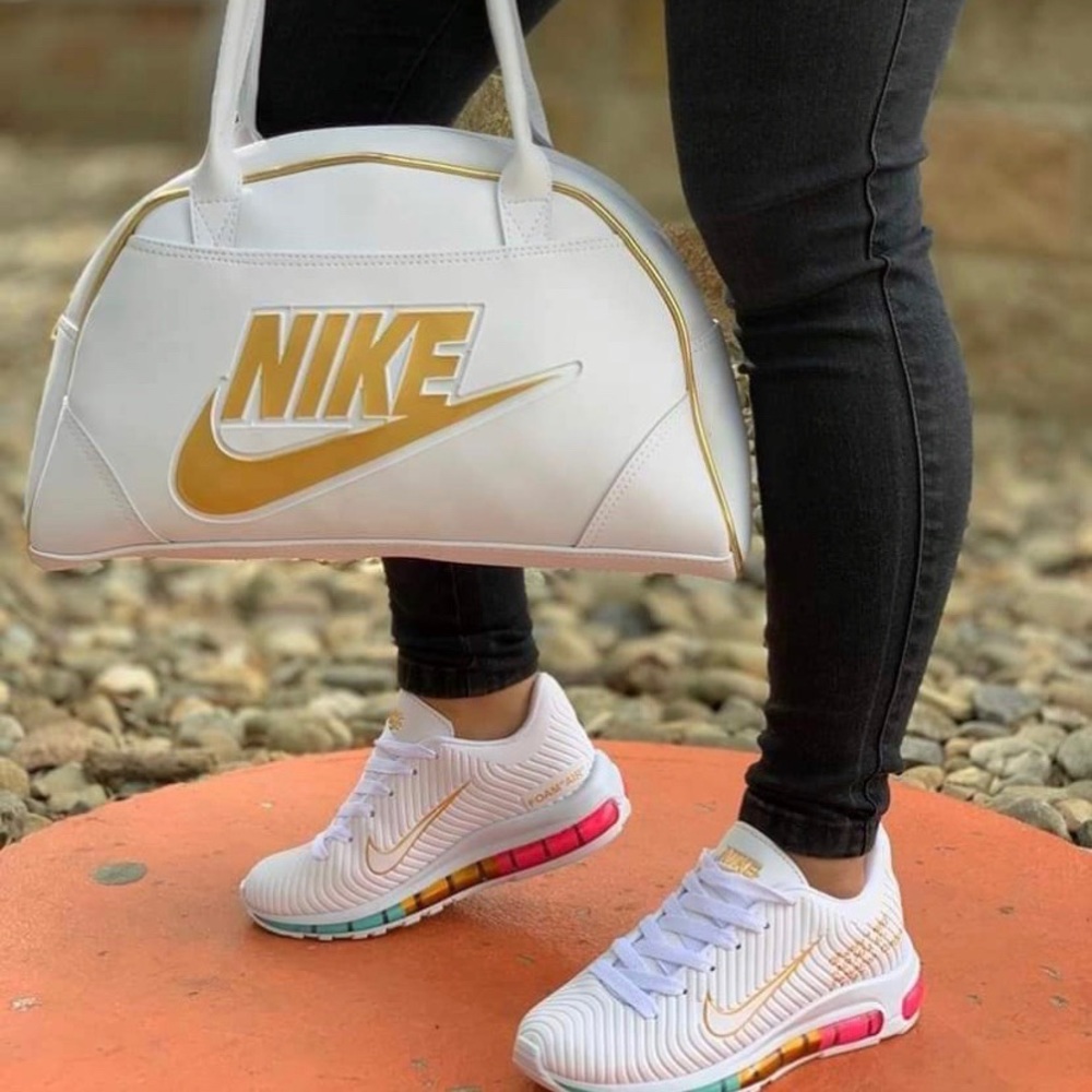 Shoe and bag sets - Picture 4 of 8